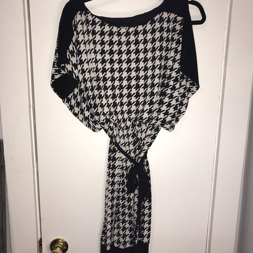 Signature by Sangria Black and White Houndstooth Dress